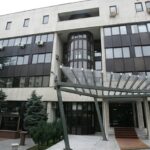 Шест полицајци ќе бидат суспендирани за прекумерна употреба на сила, соопшти МВР