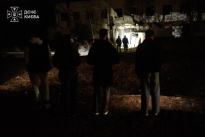 ВИДЕО: Масовен руски напад врз Киев, pогодени студентски дом, продавници, метро, ​​болница