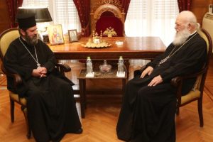 Поглаварите на Албанската и на Грчката православна црква разговарале за хуманитарната работа, образованието